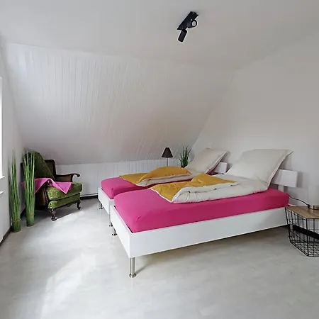 Am Schwimmteich 2 Lachendorf